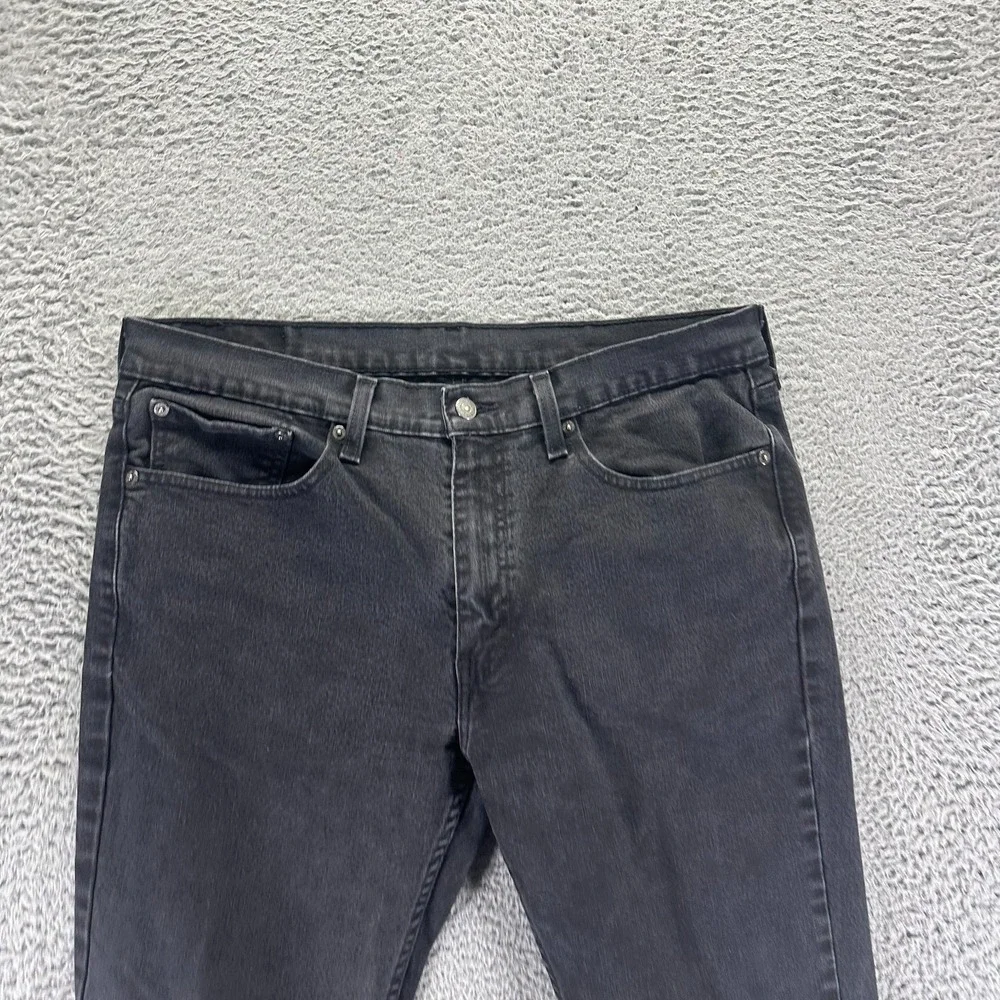 Levis before purchasing